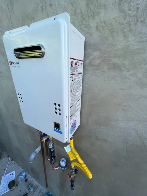 Tankless water heater installation for Oakville homes